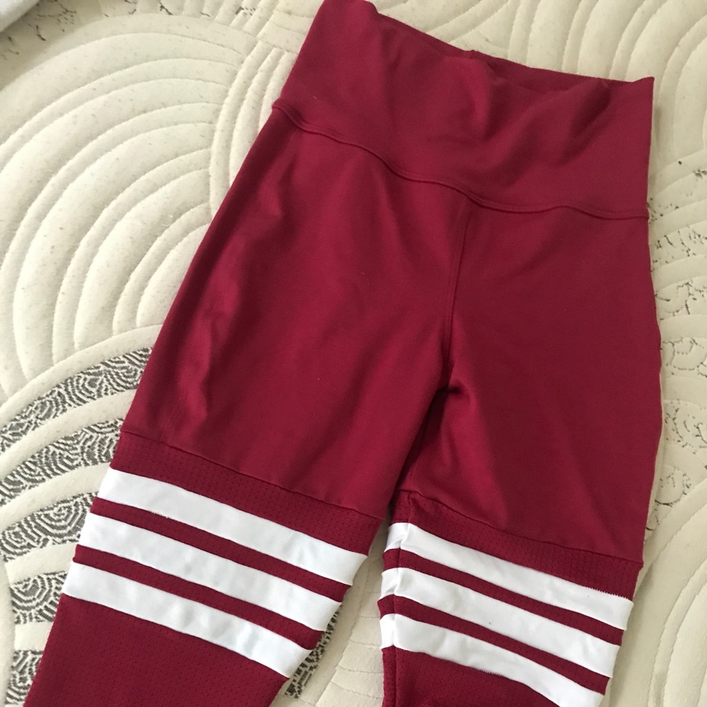 NWOT Bombshell Maroon high waisted sock leggings